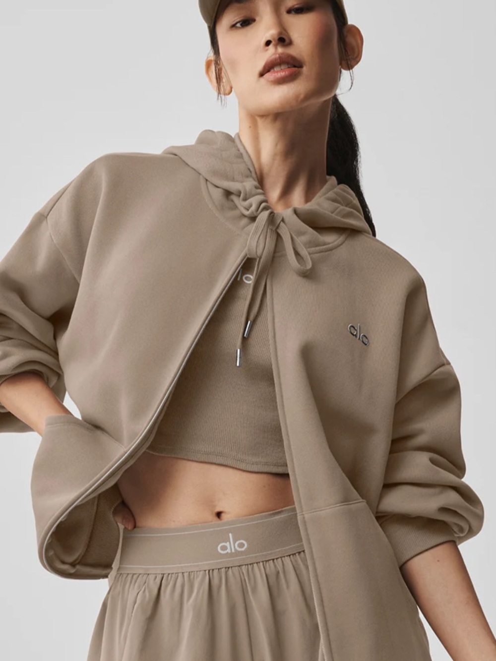Alo Yoga accolade full zip up hoodie